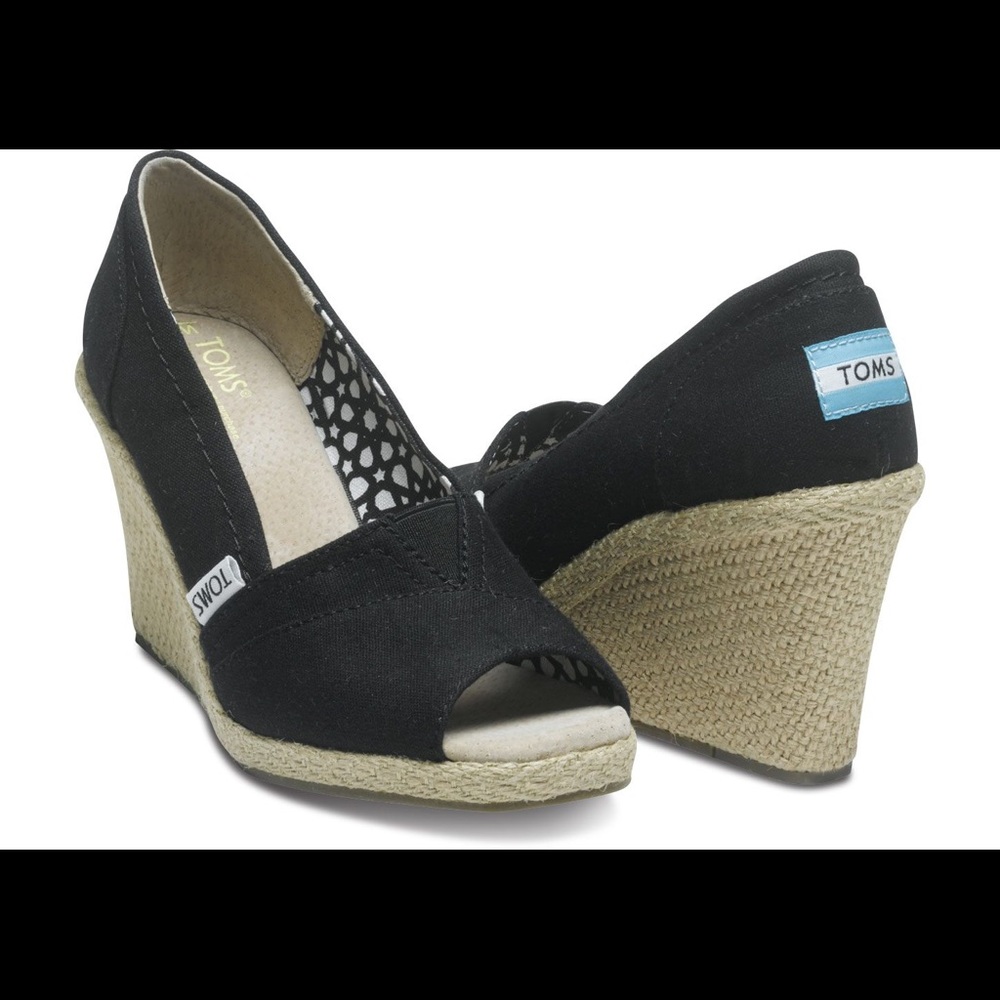 Toms Wedges !!